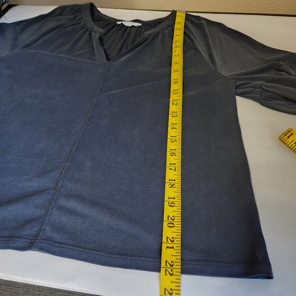 Lucky Brand Black V-Neck Drop Shoulder Long Sleeve Blouse - Picture 6 of 8